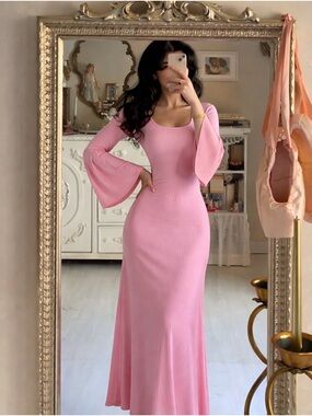 Soft Pink Ribbed Maxi Dress with Flared Bell Sleeves